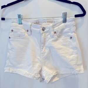 American Eagle Women’s White Jean Shorts Size 2